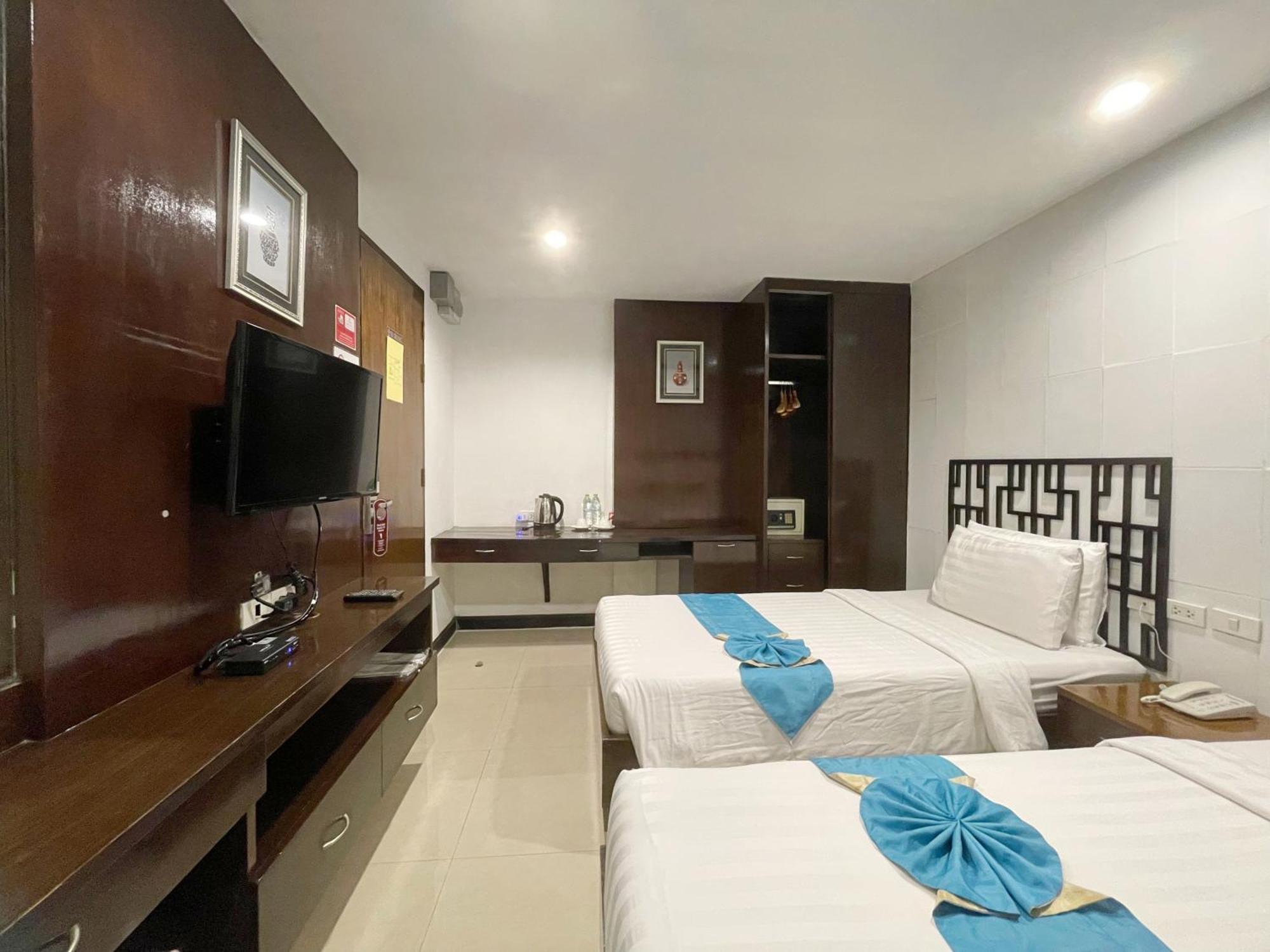 Arawana Express Chinatown Hotel Bangkok Exterior photo